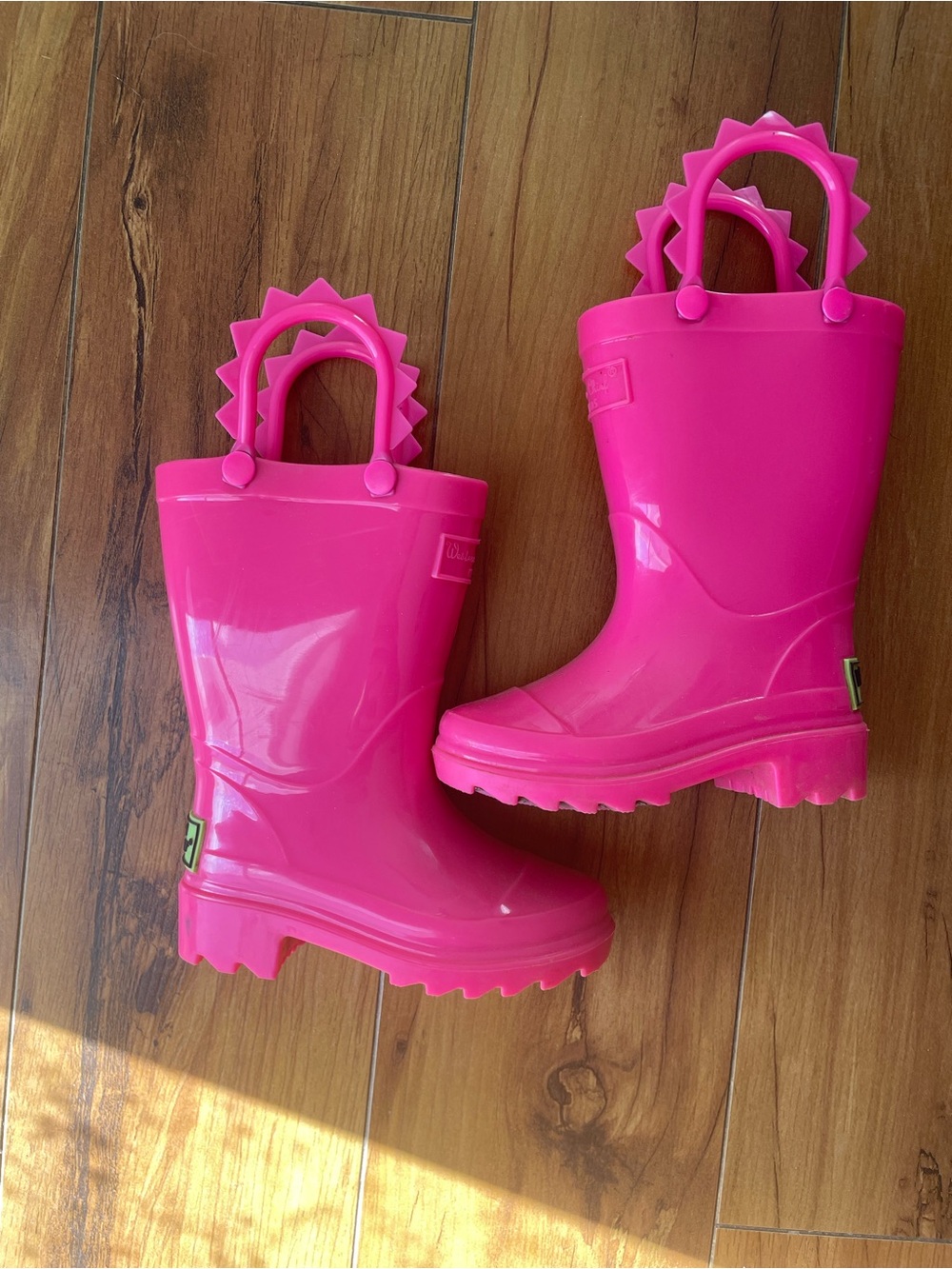 Western chief neon pink rain boots